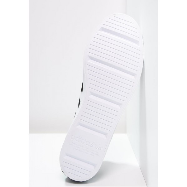 Damen / Herren Adidas Originals COURTVANTAGE - Sneaker Low - Metallic Silber/Silbergrau/Weiß