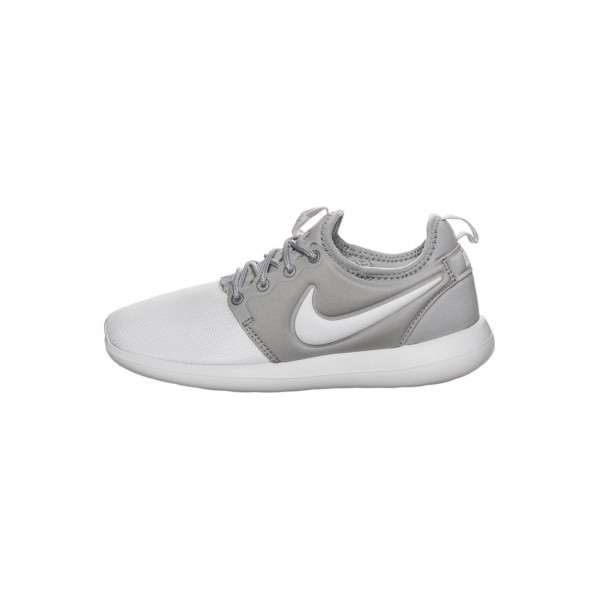 Damen Nike Footwear Für Sport ROSHE TWO - Laufschuhe Low - Wolf Grau/Weiß