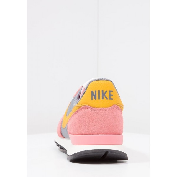 Damen Nike Footwear Für Sport INTERNATIONALIST - Laufschuhe Low - Cool Grau/Hot Pink/Hell Melonengelb/Sail/Schwarz
