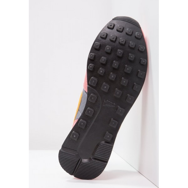 Damen Nike Footwear Für Sport INTERNATIONALIST - Laufschuhe Low - Cool Grau/Hot Pink/Hell Melonengelb/Sail/Schwarz