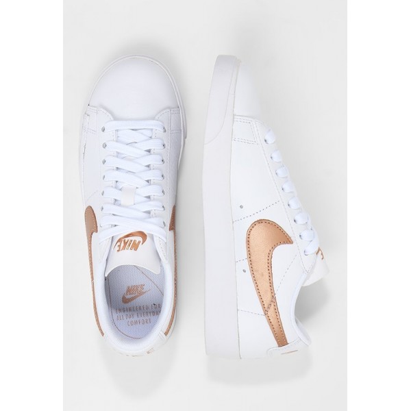 Damen Nike Footwear Für Sport BLAZER Low LE - Fitnessschuhe Low - Segel Weiß/Rot Bronze