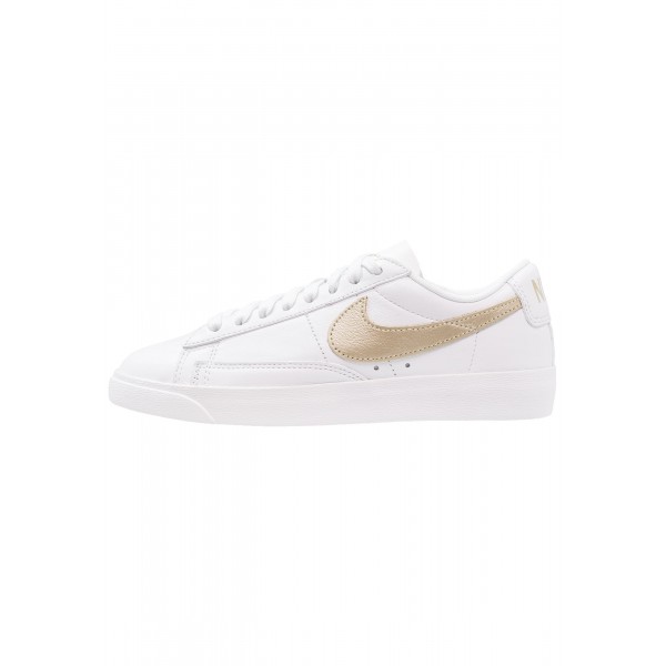 Damen Nike Footwear Für Sport BLAZER Low LE - Tra...