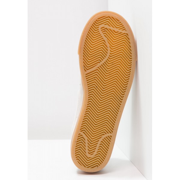 Damen Nike Footwear Für Sport BLAZER Low - Laufschuhe Low - Hell Bone/Weiß